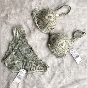Soft & Pretty Cream & Blue Lingerie Set